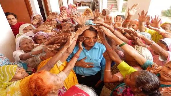 मुराबाद की कोठी रखी अपनी पास