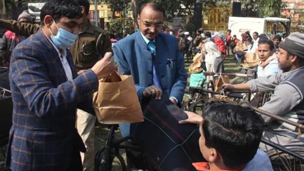 50 साल की कमाई 600 करोड़