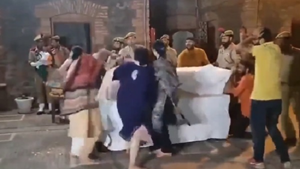 आतंकियों ने मारी थी गोली 