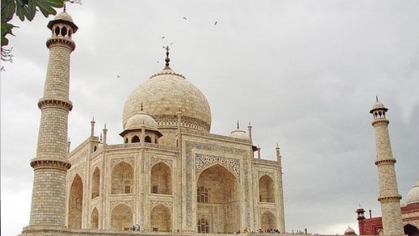 साकेत गोखले ने ट्वीट कर दी जानकारी साकेत गोखले ने ट्वीट कर दी जानकारी