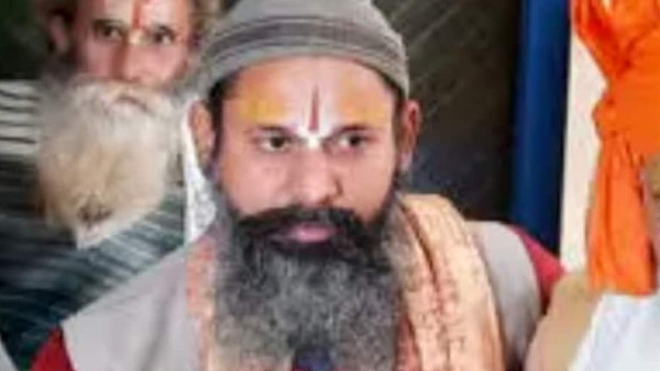 पुलिस ने आरोपी महंत को किया गिरफ्तार