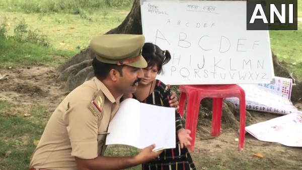 बच्चों ने जताई खुशी, कहा- हम आगे पढ़ना चाहते हैं