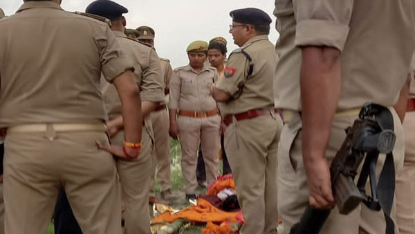 19 वर्ष पूर्व हुई थी शादी