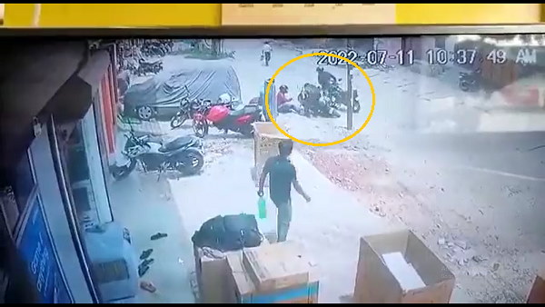 20 सेकंड में हो गई लूट