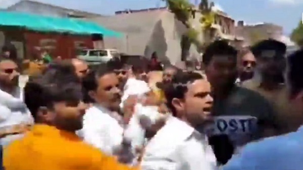पूर्व मंत्री और व‍िधायक के पर‍िजन भ‍िड़े, हाथापा