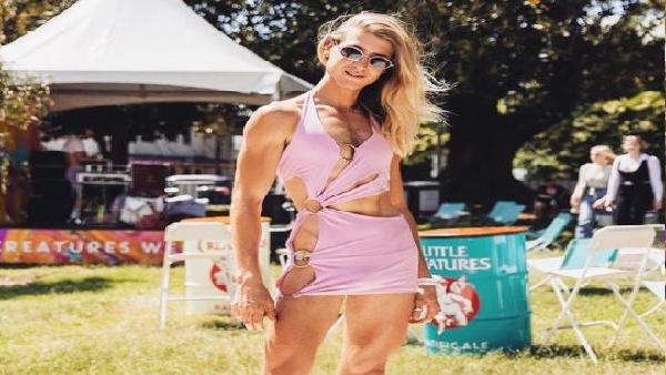 62वें लॉगी अवार्ड्स मे लेडीज ड्रेस दिया लुक