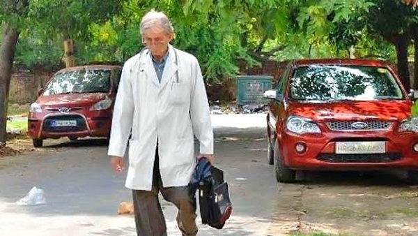 81 साल की उम्र मरीजों का करते हैं फ्री में इलाज 