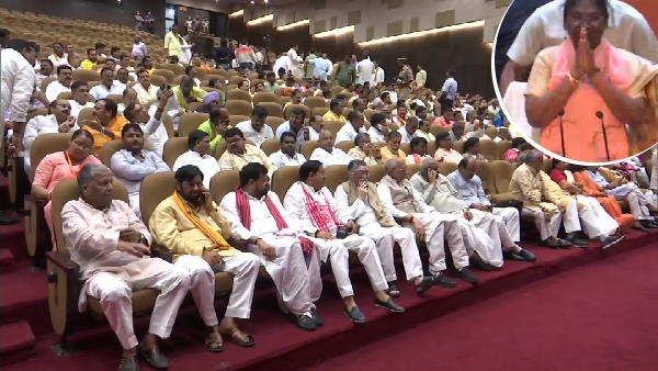  Lucknow: NDAs Droupadi Murmu meeting with BJP MPs and MLAs, CM Yogi received her at the airport