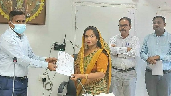 दमोह में कांग्रेस की रंजीता पटेल ज‍िला पंचायत अध्‍यक्ष चुनी गईं