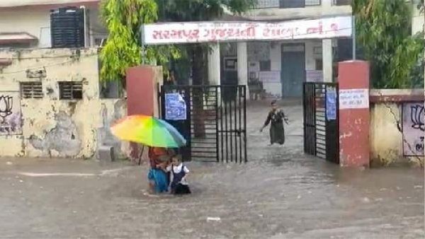 अगले चौबीस घंटे भारी