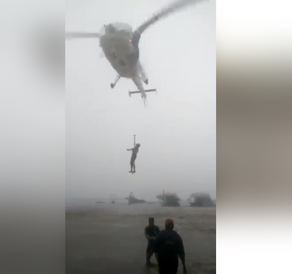 आपदा के बीच 3 हजार से ज्यादा लोगों का रेस्क्यू