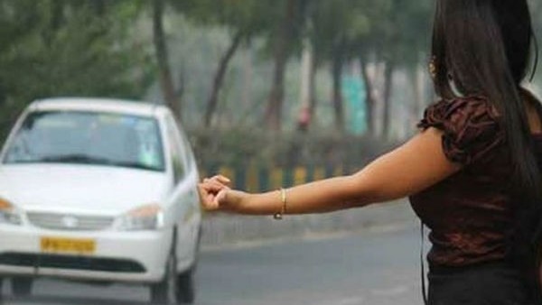 बिना सोचे समझे दी लिफ्ट
