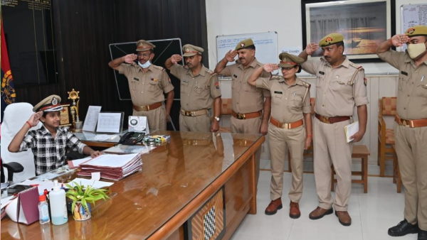 ADG ने एक दिन के लिए सौंपी अपनी कुर्सी