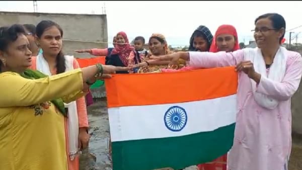 झण्डा के साथ मिलेगी नियमावली