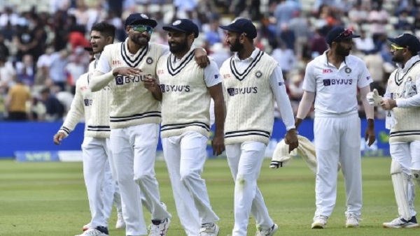 गेंदबाजों को भी लगाई फटकार 