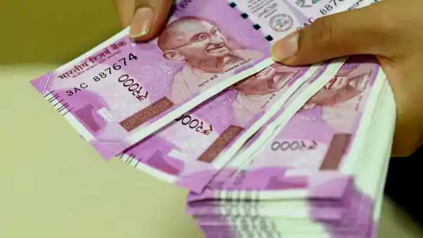 छह लाख रुपए बाबा को नकद दिए छह लाख रुपए बाबा को नकद दिए