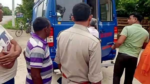 सुबह में पुलिस ने दी मौत की सूचना