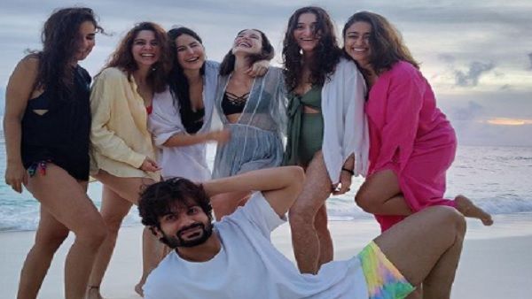 कैटरीना के घर में बिताते हैं समय