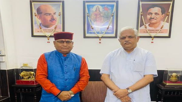 राजपुर विधायक मिले राष्ट्रीय संगठन महामंत्री बीएल संतोष से राजपुर विधायक मिले राष्ट्रीय संगठन महामंत्री बीएल संतोष से