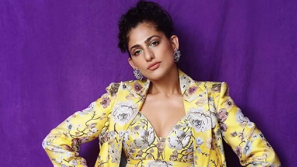 'वह मेरी ड्रेस में हाथ डालकर जांघ सहलाने लगा'