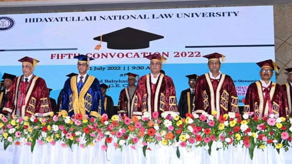  23 छात्र छात्राओं को 66 गोल्ड मेडल