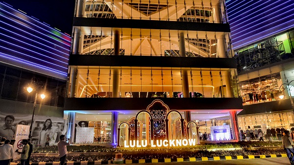 दुनियाभर में कारोबार दुनियाभर में कारोबार