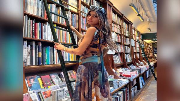 सीढ़ी पर चढ़ने की फोटो की पोस्ट