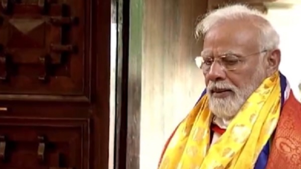 'बुद्ध विचार भी है और संस्कार भी'