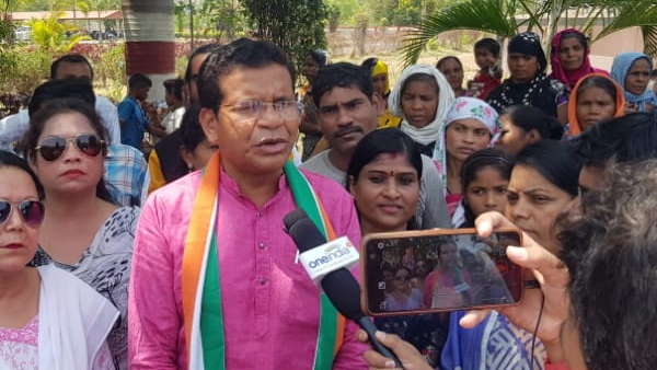 पीसीसी चीफ मोहन मरकाम ने किया पलटवार 