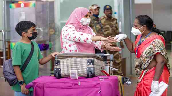  'इस वायरस से ज्यादातर हल्की बीमारी होती है'