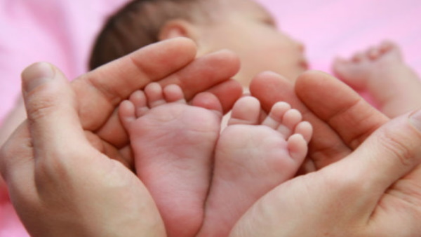 इस वजह से तलाश कर रही अपनी असली मां इस वजह से तलाश कर रही अपनी असली मां