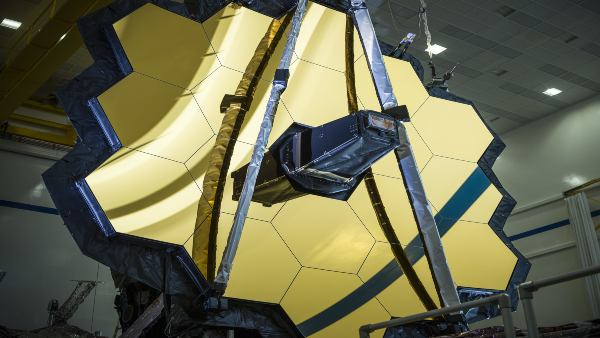 पृथ्वी से 10 लाख मील दूर वेब टेलीस्कोप स्थापित