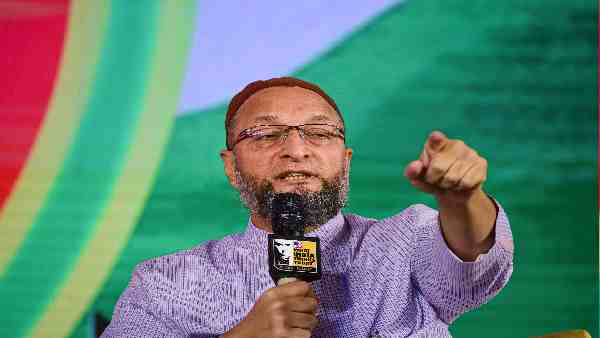 'ताजमहल नहीं बनता तो पेट्रोल 40 रुपए मिलता'