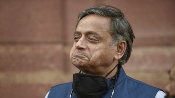 थरूर बोले- 'पता नहीं किसने ये whatsapp फारर्वड...' थरूर बोले- 'पता नहीं किसने ये whatsapp फारर्वड...'