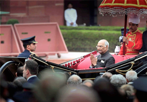 टॉस में जीती बग्घी