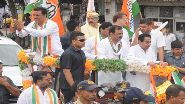 अन्नू ने भी प्रचार में लगाई ताकत