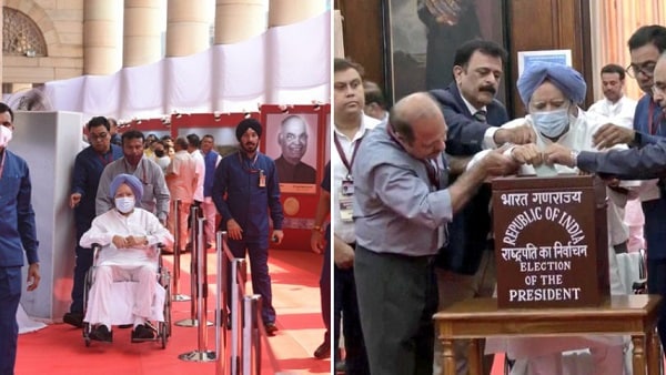 मनमोहन-मुलायम व्हील चेयर पर पहुंचे