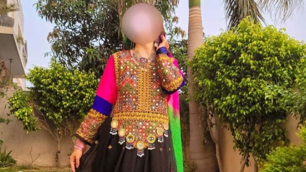 जीवन भर इससे निकल नहीं पाऊंगी जीवन भर इससे निकल नहीं पाऊंगी