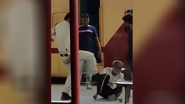 पीड़ित बुजुर्ग नरसिंहपुर के करेली का रहने वाला 