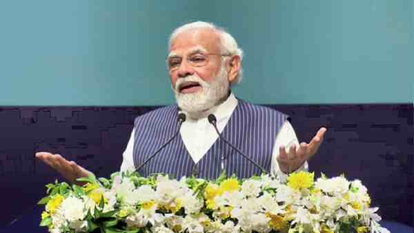 ऑनलाइन ने देश में ज्यादातर कतारें खत्म कर दीं- पीएम मोदी ऑनलाइन ने देश में ज्यादातर कतारें खत्म कर दीं- पीएम मोदी