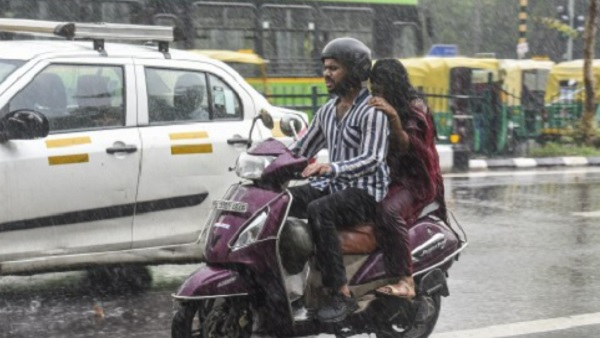 आंध्र प्रदेश और तमिलनाडु में भारी बारिश आंध्र प्रदेश और तमिलनाडु में भारी बारिश