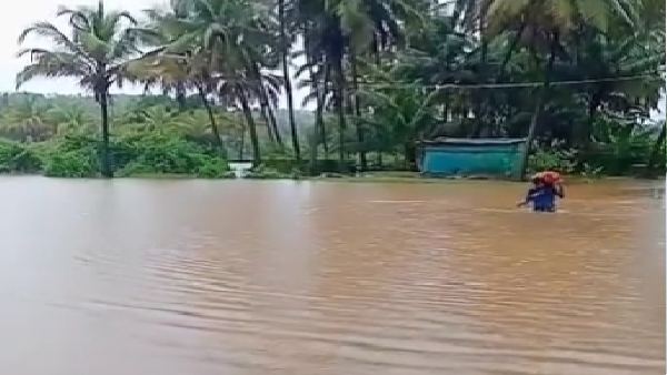 तटीय इलाकों में स्थिति खराब