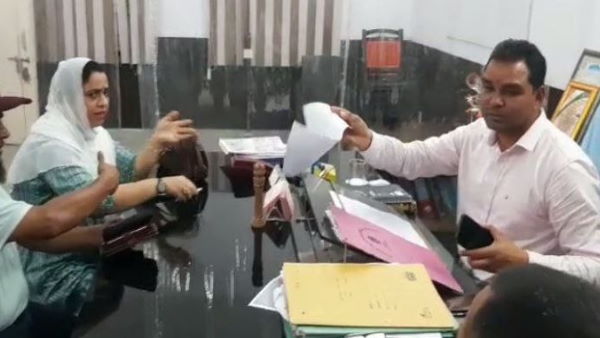 स्कूल प्रबंधन को मांगनी पड़ी माफी स्कूल प्रबंधन को मांगनी पड़ी माफी