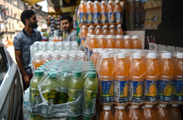 किन चीजों पर प्रतिबंध है: