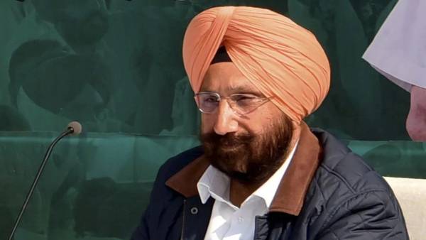 आम आदमी पार्टी पर रंधावा ने साधा निशाना आम आदमी पार्टी पर रंधावा ने साधा निशाना