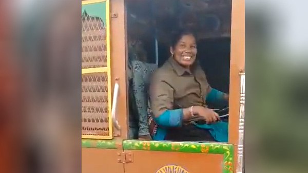 चौंकाते रहते हैं यूजर्स को