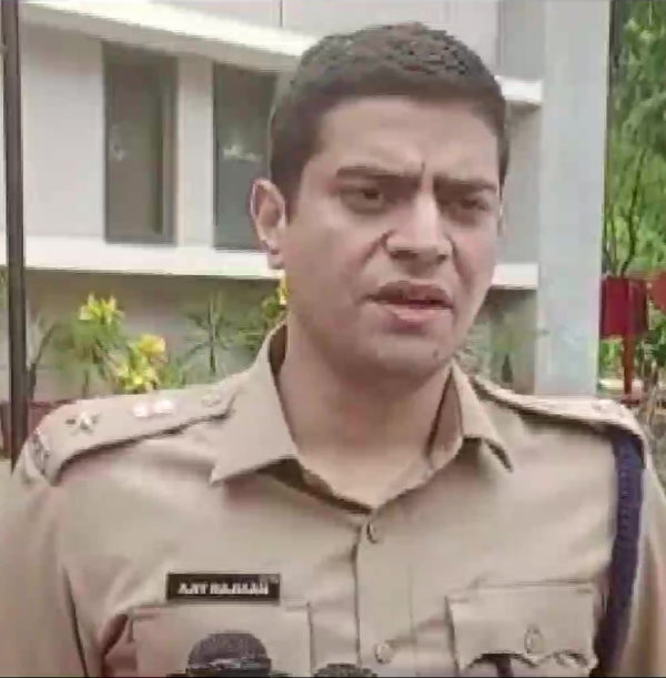 Gujarat Anand truck news: police constable mowed By truck, DSP Ajit R Says- Driver identified