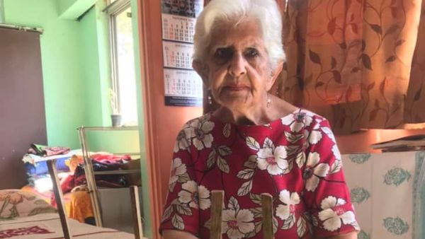 पूणे की रहने वाली हैं रीना