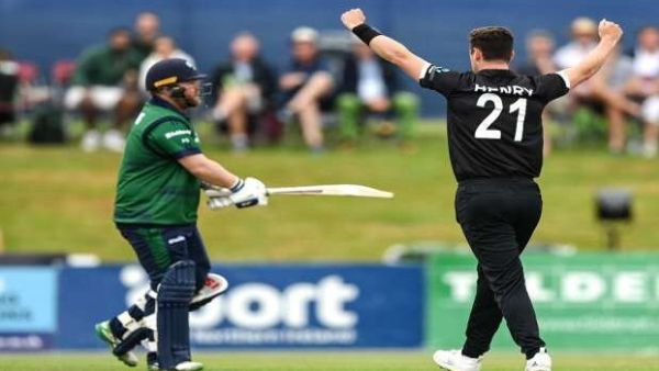 आखिरी ओवर का रोमांच