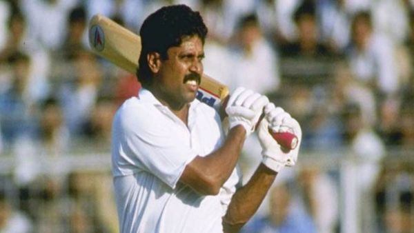 कपिल की शानदार बैटिंग